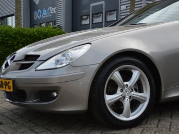 Mercedes-Benz SLK